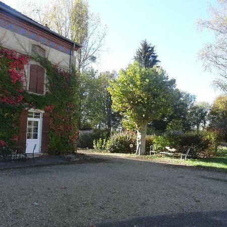 La Belle D'Antan Bed & Breakfast Saint-Bonnet-en-Bresse ภายนอก รูปภาพ